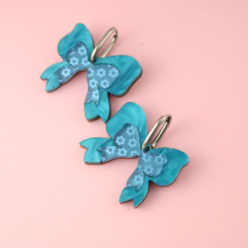 BLUE BELLE BOWS OORBELLEN