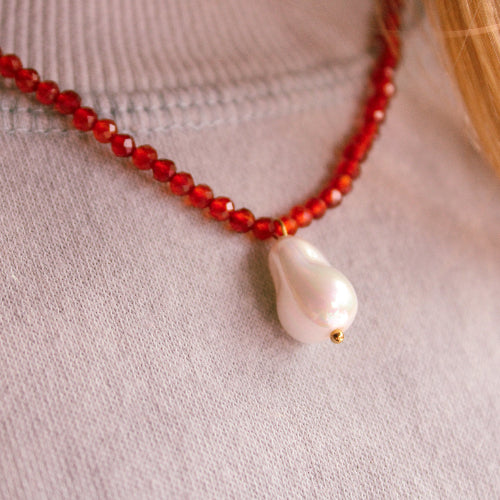 RUBY PEARL HARMONY KETTING