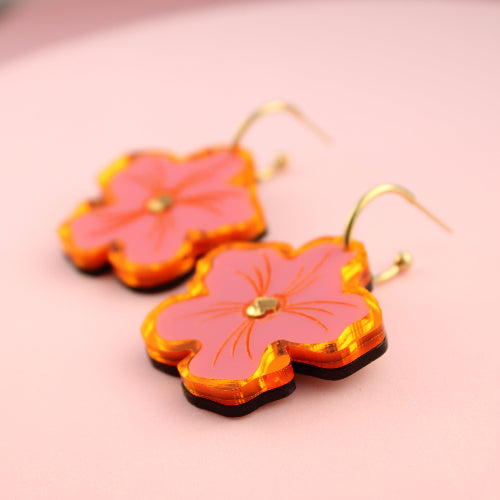 TROPICAL CUTIES OORBELLEN