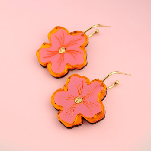 TROPICAL CUTIES OORBELLEN