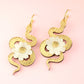 SERPENTINE DAISY OORBELLEN