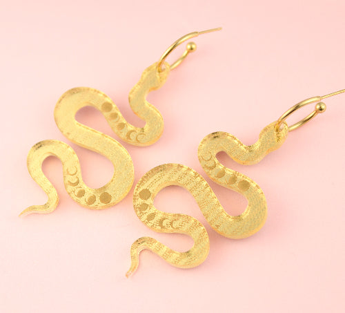 MOONLIT SERPENT OORBELLEN
